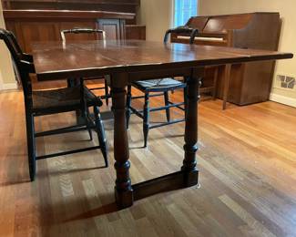 Wood Plank Country Dining Table W/ 4 Black Hitchcock STYLE Chairs