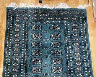 Beautiful Small Area Rug W/ Fringes
