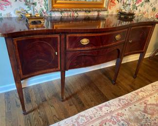 Henredon Elegant Sideboard Buffet Dining Room Cabinet