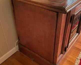 Wooden TV Stand Entertainment Console