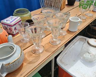Ice cream sunday glasses.