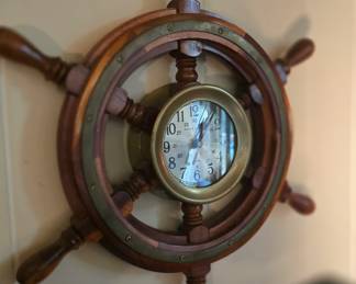 ships clock on wheel 