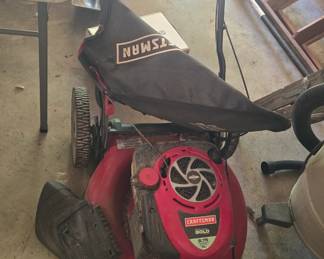 really nice craftsman push mower with bagger 
