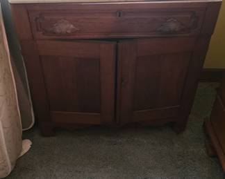 marble top washstand 
