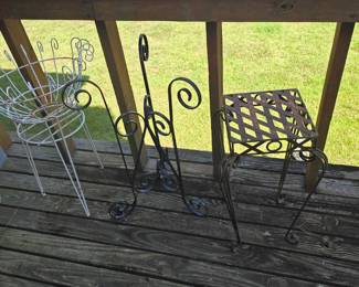 rocks, statues , concrete birdbaths and more yard art , planters etc.
