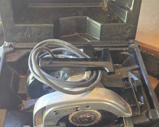 circular saw 