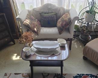 settee and more 