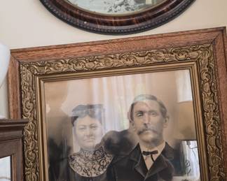 vintage bubbleglass pic frames and more 