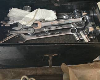 toolbox full of vintage craftsman sockets and more alot of v series in good shape