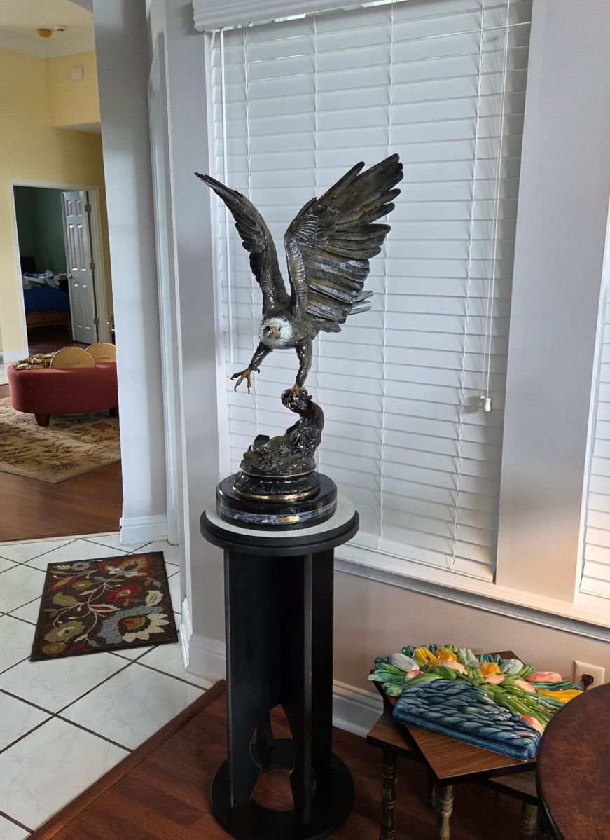 Jules Moigniez bronze eagle