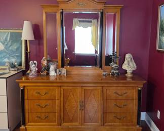 Thomasville Grand Classics Biedermeier Dresser with Mirror