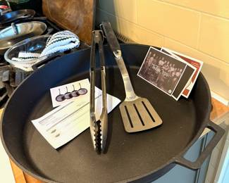 Cast Iron Griddle Pan