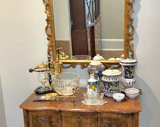 Baroque-Style Gilt Wall Mirror with Shell Crest and Scrollwork Frame, French Louis XV Style Burlwood Serpentine Commode