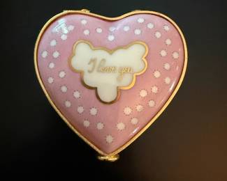 Tiffany & Co. "I Love You" Pink Heart Shaped Romance Porcelain Trinket Box