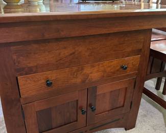 Simply Amish Cherry Aspen Island Table with Butterfly Leaf & Dining Chairs