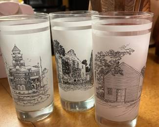 TX famous places glasses