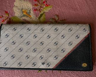 GUCCI WALLET, USED