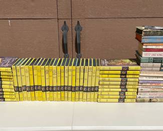 Nancy Drew by Carolyn Keene