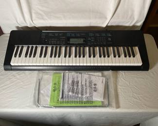 Casio Electric Keyboard