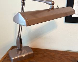 Dazor floating lamp