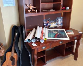 Guitar, Sports Memorabilia 