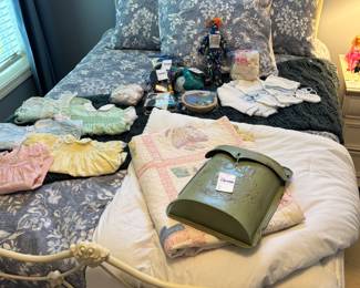 Full Size Mattress & Box Spring, Brass & Iron Beds Full Size Bed Frame, Quilts