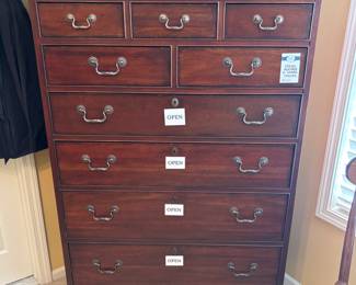 Drexel Dresser