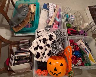 Misc Items and Decorations/Toys