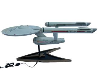 SIGNATURE EDITION Master Replicas Star Trek The Original Series (TOS) USS Enterprise, Studio Scale ST-110 #63
