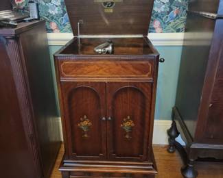 Item #279 Columbia Phonograph Model 613