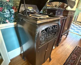 Item #200 1917 Mahogany Sonora Wooden Tone-Arm Record Player w/o Key , 53" 20" 20"