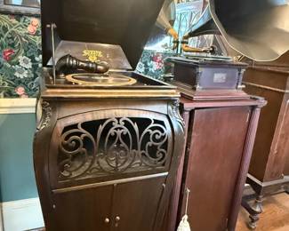 Item #200 1917 Mahogany Sonora Wooden Tone-Arm Record Player w/o Key , 53" 20" 20"