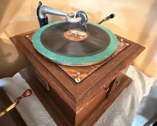 Item #102 Victrola VI 1911 Record Player, Functional, Unfinished, 9" 15" 14"