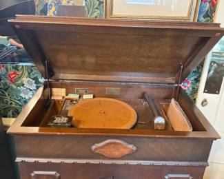 Item #203 1929 Edison Radio/Phonograph Model #C-4 - Last Edison Model Ever Produced , Good, Functional but Needs Capacitors Replaced, 50" 27" 17"