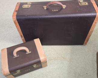 VINTAGE KEBLER & AIR DEB LUGGAGE