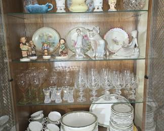 BOHEMIAN CRYSTAL, FENTON BURMESE, LLADROS, HUMMELS, ROYAL DOULTON