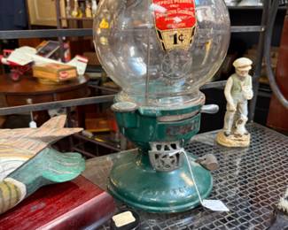 Vintage nut dispenser