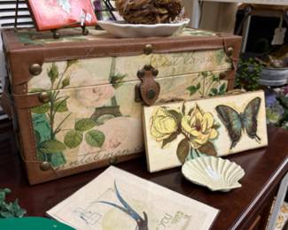 old trunk, prints, sea shell tray, birds