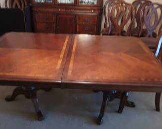 Dining room table 42" x 70" with one 18" leaf