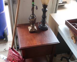 wood lamp table