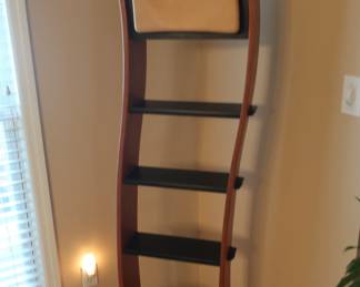 ladder like step clock- it is battery