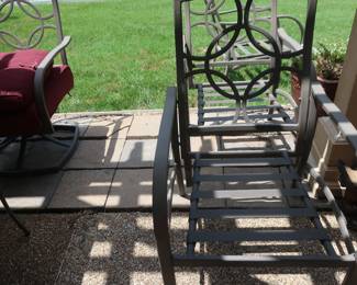 patio chairs- there are cushions