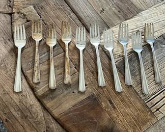 Victor Silver Co. - set of 10 Salad forks