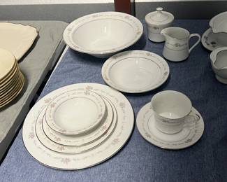 Set of Wydham China - asking $200