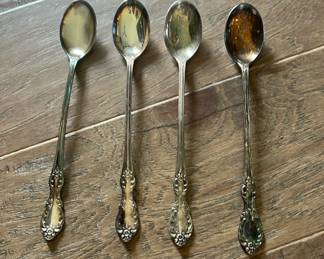 WM. A Rogers - silver plated - teaspoons set of 4