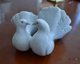 Lladro doves