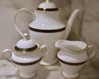 Waterford Ashworth teapot, cream and sugar