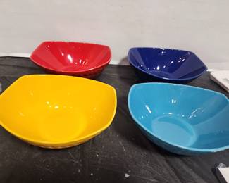 SERVING BOWLS