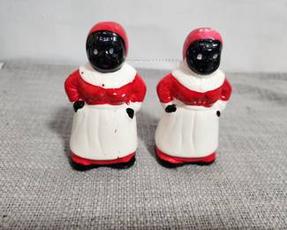 VINTAGE SALT AND PEPPER