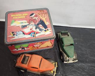 VINTAGE TOYS AND LUNCH BOX